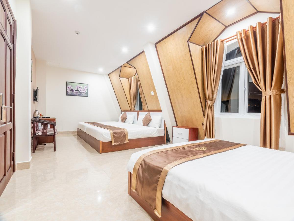Aurora Hotel Dalat Екстериор снимка