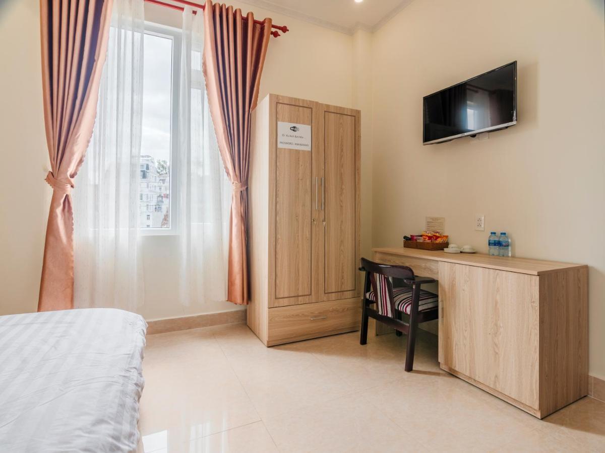 Aurora Hotel Dalat Екстериор снимка